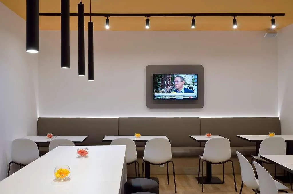 B&B Hotel Essen-City Duisburg 0*,
